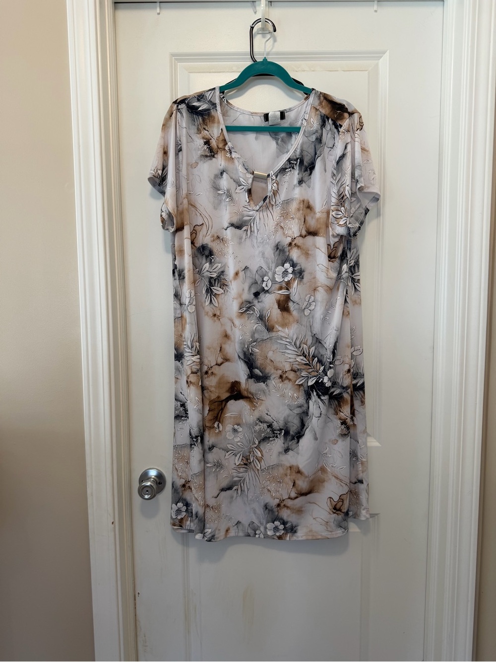 Espresso Floral Print Women's Tank Top in White, Brown and Black